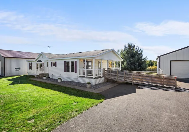Photo 2 of Single family home for sale at 1893 160th Avenue, Mora, MN 55051 | MLS# 7155289 | Listing updated on 2026-10-09