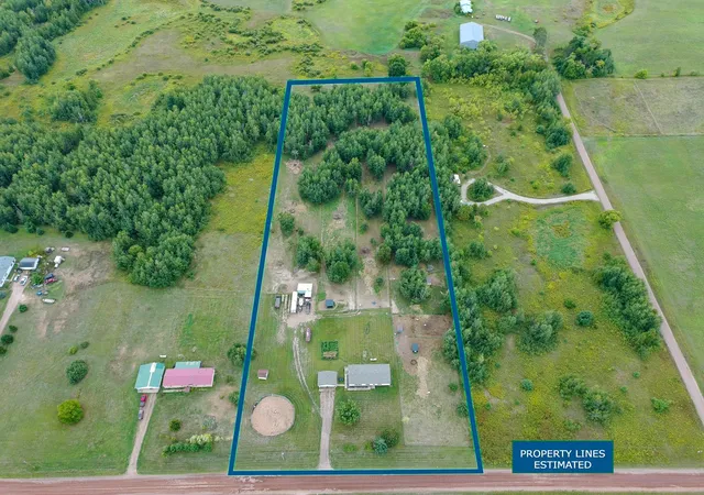 Photo 2 of Single family home for sale at 26200 Pelkey Crk Rd, Hinckley, MN 55037 | MLS# 7155302 | Listing updated on 2026-10-07