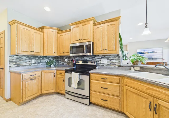 Photo 3 of Single family home for sale at 4482 Egret Ct NW, Alexandria, MN 56308 | MLS# 7155420 | Listing updated on 2026-10-09
