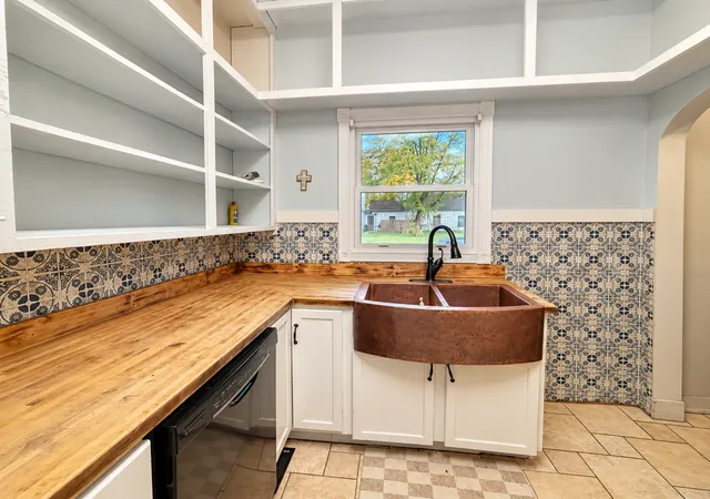 Photo 2 of Single family home for sale at 603 1st Street SW, Wadena, MN 56482 | MLS# 7155427 | Listing updated on 2026-10-08