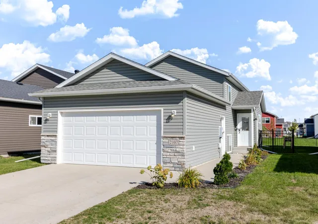 Photo 1 of Single family home for sale at 2107 Admiral Dr W, West Fargo, ND 58078 | MLS# 7155441 | Listing updated on 2026-10-08