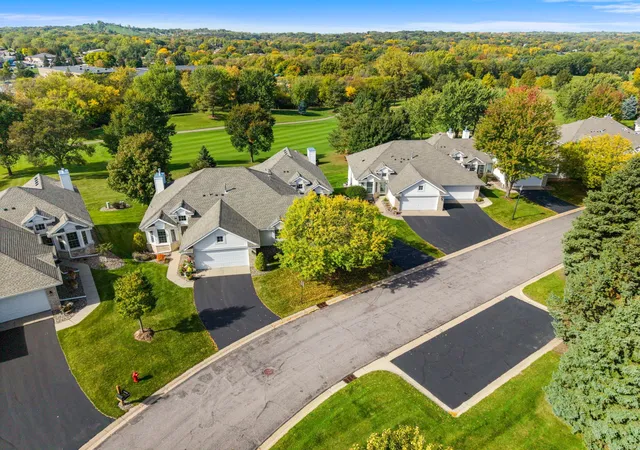 Photo 2 of Single family home for sale at 16345 Crystal Hills Cir, Lakeville, MN 55044 | MLS# 7155444 | Listing updated on 2026-10-08