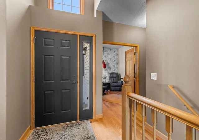 Photo 4 of Single family home for sale at 16345 Crystal Hills Cir, Lakeville, MN 55044 | MLS# 7155444 | Listing updated on 2026-10-08