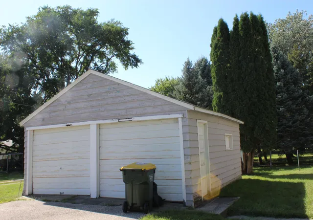Photo 3 of Single family home for sale at 214 2nd Street NW, Pennock, MN 56279 | MLS# 7155452 | Listing updated on 2026-10-21