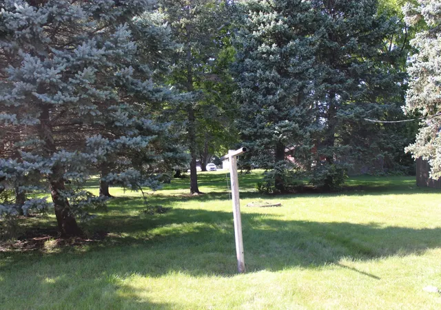 Photo 4 of Single family home for sale at 214 2nd Street NW, Pennock, MN 56279 | MLS# 7155452 | Listing updated on 2026-10-21