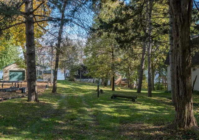 Photo 3 of Single family home for sale at 25076 Swedes Bay Ln, Elysian, MN 56028 | MLS# 7155462 | Listing updated on 2026-10-23
