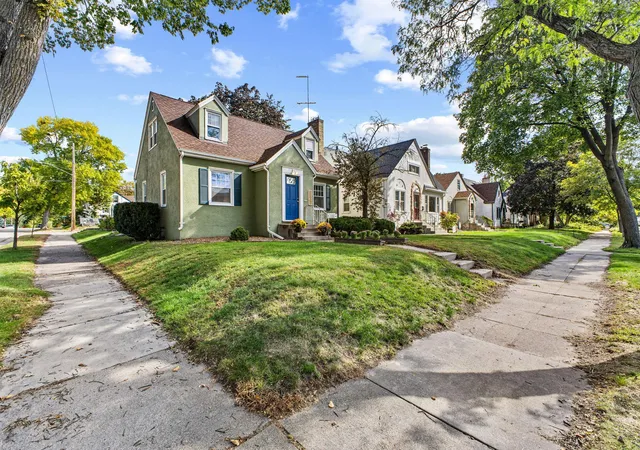 Photo 2 of Single family home for sale at 5301 36th Avenue S, Minneapolis, MN 55417 | MLS# 7155467 | Listing updated on 2026-10-08