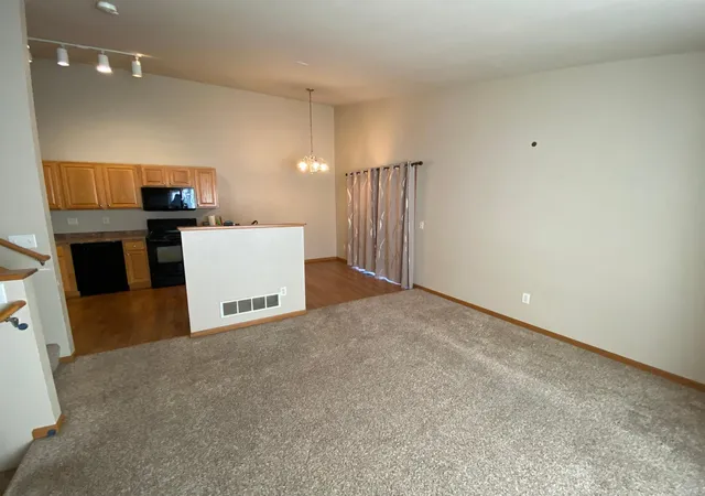 Photo 3 of Single family home for sale at 4233 Mallard Pl SE, Rochester, MN 55904 | MLS# 7155473 | Listing updated on 2026-10-08