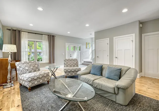Photo 3 of Single family home for sale at 1173 Saint Paul Ave, Saint Paul, MN 55116 | MLS# 7155478 | Listing updated on 2026-10-21