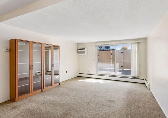 Photo 2 of Condo for sale at 4820 Park Cmns Dr #118, Minneapolis, MN 55416 | MLS# 7155482 | Listing updated on 2026-10-08