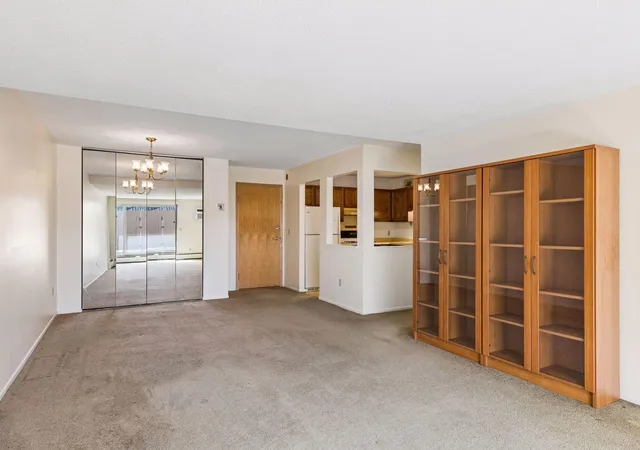 Photo 4 of Condo for sale at 4820 Park Cmns Dr #118, Minneapolis, MN 55416 | MLS# 7155482 | Listing updated on 2026-10-08
