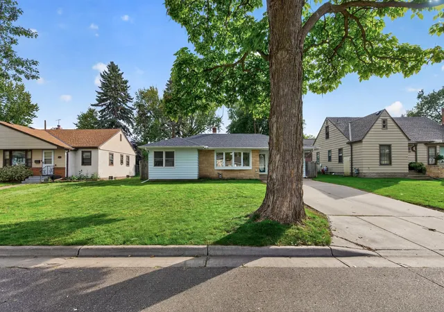 Photo 3 of Single family home for sale at 790 Nevada Ave E, Saint Paul, MN 55106 | MLS# 7155485 | Listing updated on 2026-10-09