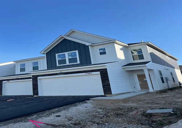 Photo 1 of Single family home for sale at 17982 Genoa Dr, Lakeville, MN 55044 | MLS# 7155510 | Listing updated on 2026-10-12