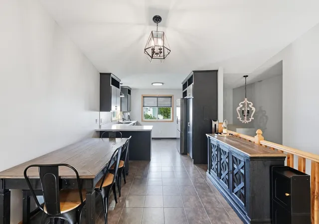 Photo 3 of Single family home for sale at 850 Savanna Ave, Saint Cloud, MN 56303 | MLS# 7155555 | Listing updated on 2026-10-10
