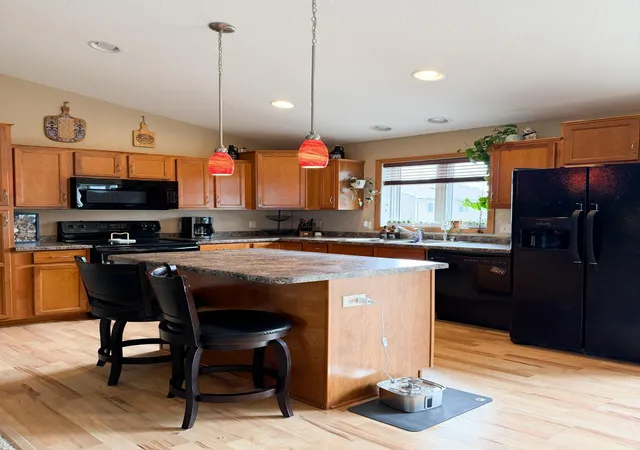 Photo 2 of Single family home for sale at 705 25th Avenue Nw, Austin, MN 55912 | MLS# 7155583 | Listing updated on 2026-10-08