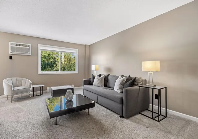 Photo 3 of Condo for sale at 333 8th Street SE #219, Minneapolis, MN 55414 | MLS# 7155589 | Listing updated on 2026-10-10