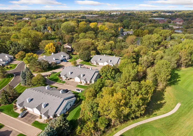 Photo 4 of Single family home for sale at 2796 87th Street E, Inver Grove Heights, MN 55076 | MLS# 7155592 | Listing updated on 2026-10-08