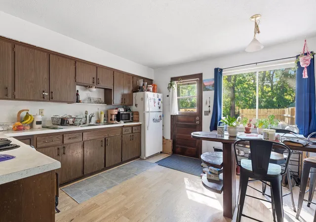 Photo 4 of House for sale at 827 Weeks Ave SE, Minneapolis, MN 55414 | MLS# 7155599 | Listing updated on 2026-10-11