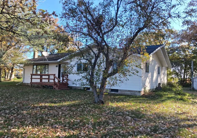 Photo 1 of Single family home for sale at 32586 595th Avenue, Wadena, MN 56482 | MLS# 7155615 | Listing updated on 2026-10-07