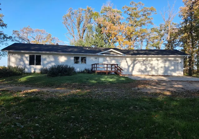 Photo 2 of Single family home for sale at 32586 595th Avenue, Wadena, MN 56482 | MLS# 7155615 | Listing updated on 2026-10-07