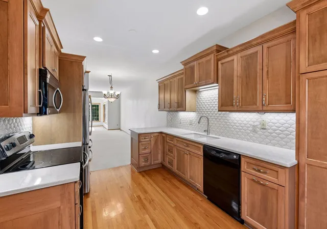 Photo 3 of Single family home for sale at 8395 Rosewood Dr, Chanhassen, MN 55317 | MLS# 7155616 | Listing updated on 2026-10-10