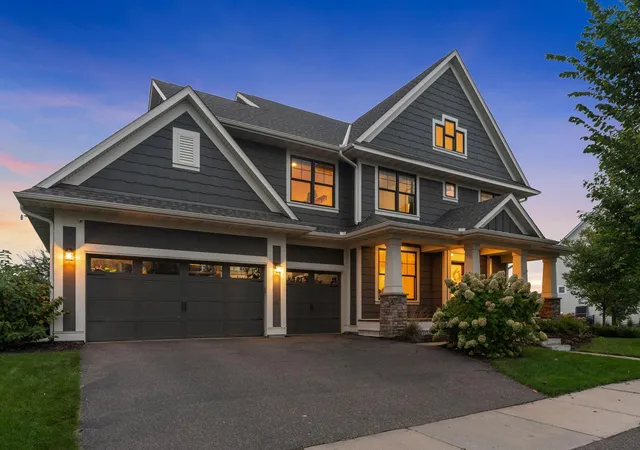 Single family home for sale at 16513 Duluth Trl, Lakeville, MN 55044 | MLS# 7155618