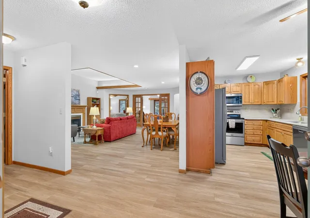 Photo 1 of Single family home for sale at 1075 Regency Ct, Hastings, MN 55033 | MLS# 7155639 | Listing updated on 2026-10-29