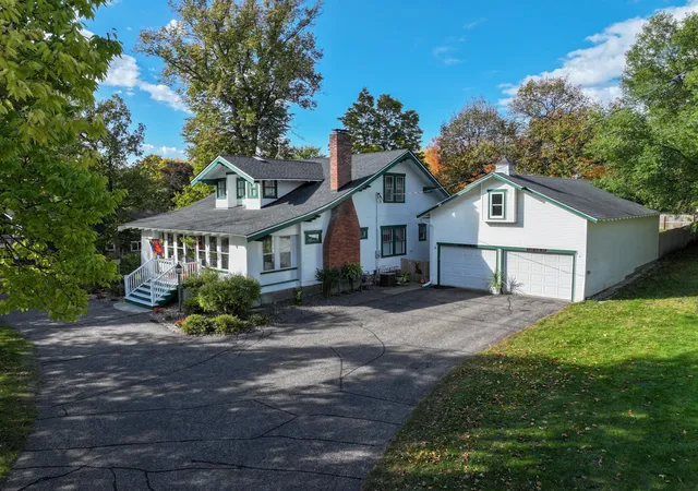 Photo 1 of Single family home for sale at 3308 N Nokomis Ne, Alexandria, MN 56308 | MLS# 7155655 | Listing updated on 2026-10-11