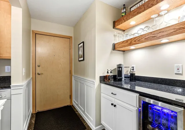 Photo 3 of Condo for sale at 4412 Cedar Lake Rd S #3, Minneapolis, MN 55416 | MLS# 7155664 | Listing updated on 2026-10-08