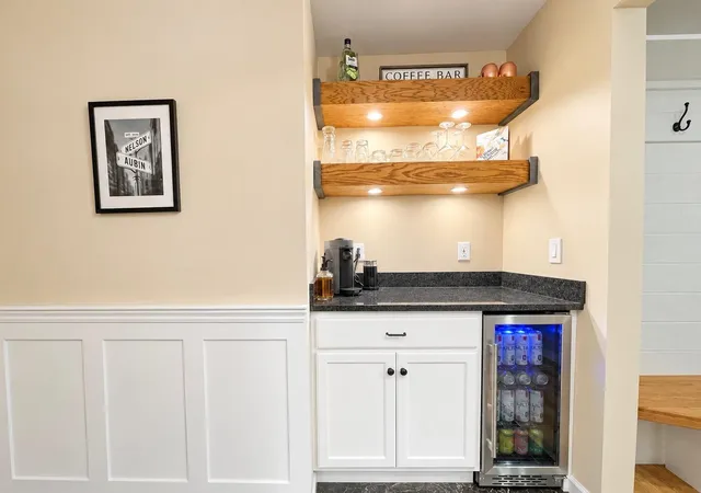 Listing Photo 4 - Condo for sale in building located at 4412 Cedar Lake Rd S, St. Louis Park, MN 55416 - Unit #3