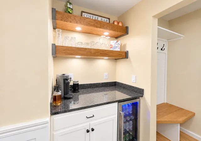 Listing Photo 5 - Condo for sale in building located at 4412 Cedar Lake Rd S, St. Louis Park, MN 55416 - Unit #3