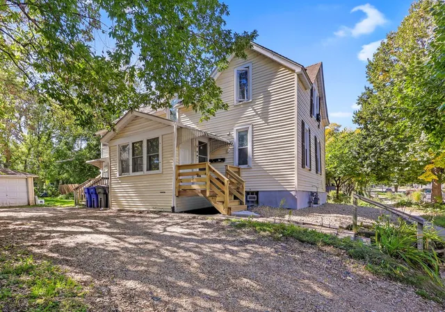 Photo 2 of Multi family home for sale at 308 Stevens St W, Saint Paul, MN 55107 | MLS# 7155676 | Listing updated on 2026-10-09