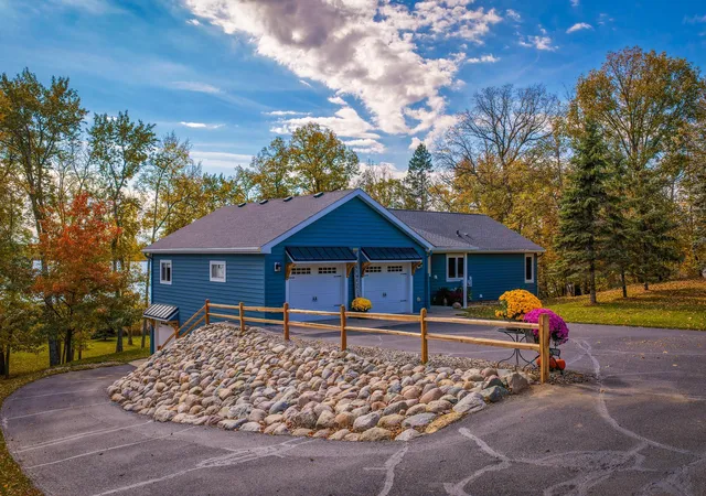 Photo 2 of Single family home for sale at 13973 Hummingbird Dr, Park Rapids, MN 56470 | MLS# 7155686 | Listing updated on 2026-10-09