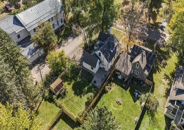 Photo 4 of Single family home for sale at 220 4th Street NE, Braham, MN 55006 | MLS# 7155696 | Listing updated on 2026-10-10
