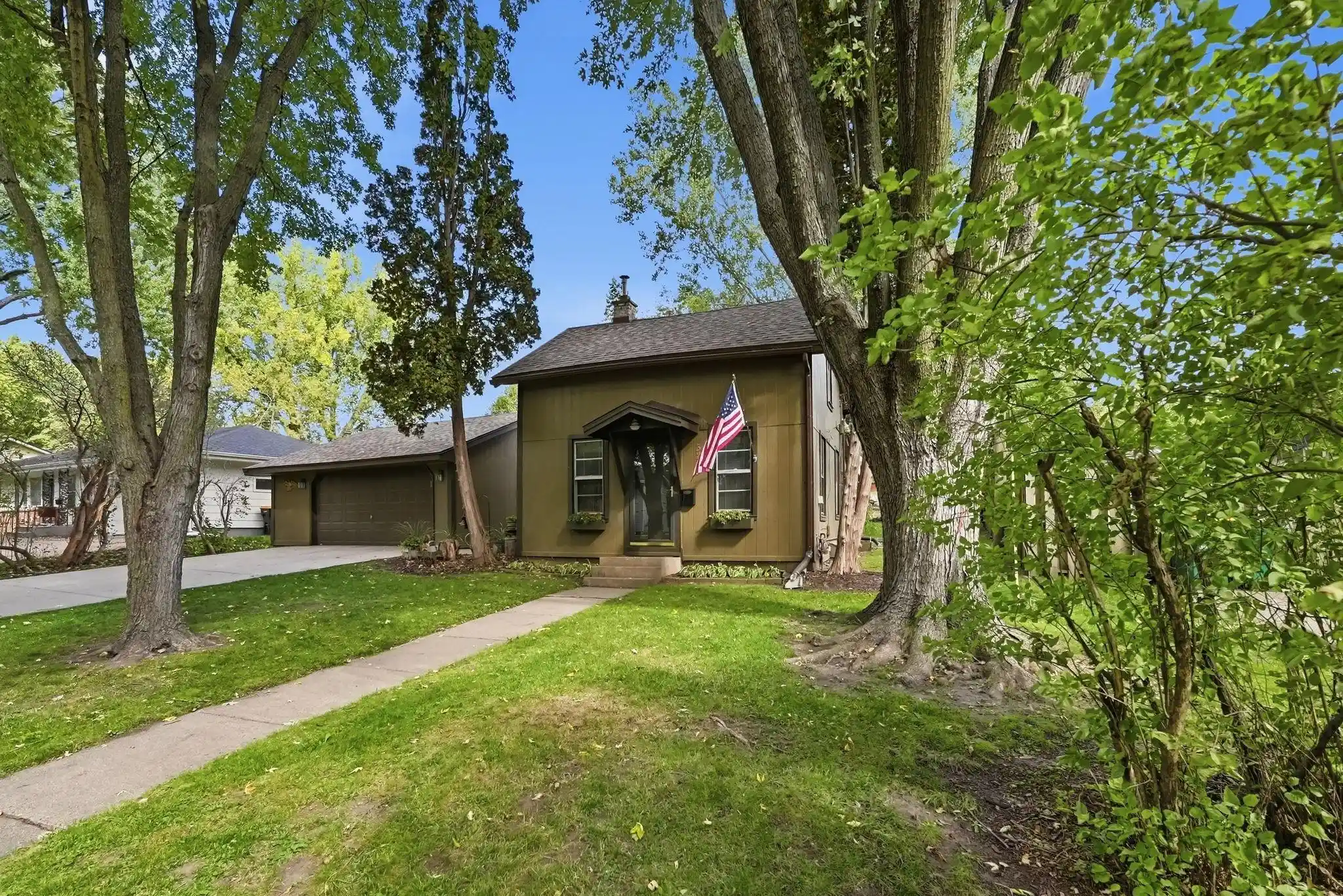 Photo 1 of Single family home for sale at 3210 Zane Ave N, Minneapolis, MN 55422 | MLS# 7155703 | Listing updated on 2026-10-08