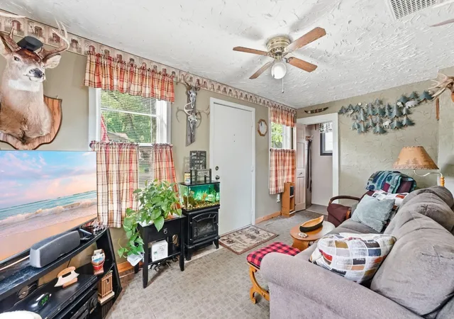 Photo 2 of Single family home for sale at 3210 Zane Ave N, Minneapolis, MN 55422 | MLS# 7155703 | Listing updated on 2026-10-15