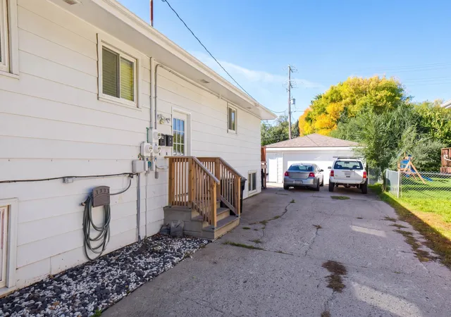 Photo 2 of Multi family home for sale at 1309 16 1/2 St S, Fargo, ND 58103 | MLS# 7155709 | Listing updated on 2026-10-08
