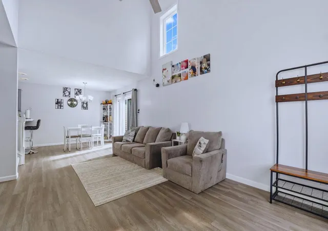 Photo 2 of Single family home for sale at 895 Ferdinand Dr, Shakopee, MN 55379 | MLS# 7155710 | Listing updated on 2026-10-16