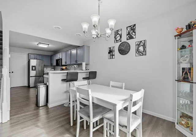 Photo 4 of Single family home for sale at 895 Ferdinand Dr, Shakopee, MN 55379 | MLS# 7155710 | Listing updated on 2026-10-16