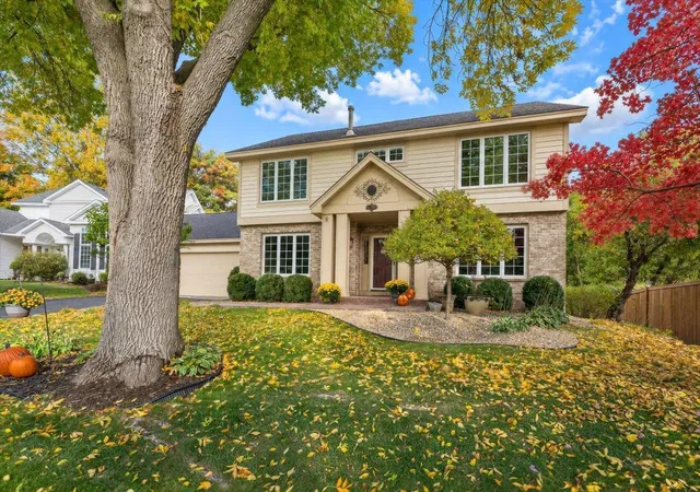 Photo 1 of Single family home for sale at 12061 Gantry Ct, Saint Paul, MN 55124 | MLS# 7155716 | Listing updated on 2026-10-22
