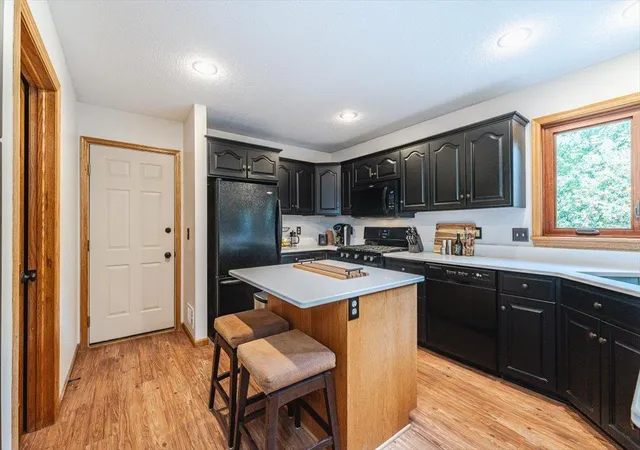 Photo 3 of Single family home for sale at 12061 Gantry Ct, Saint Paul, MN 55124 | MLS# 7155716 | Listing updated on 2026-10-22