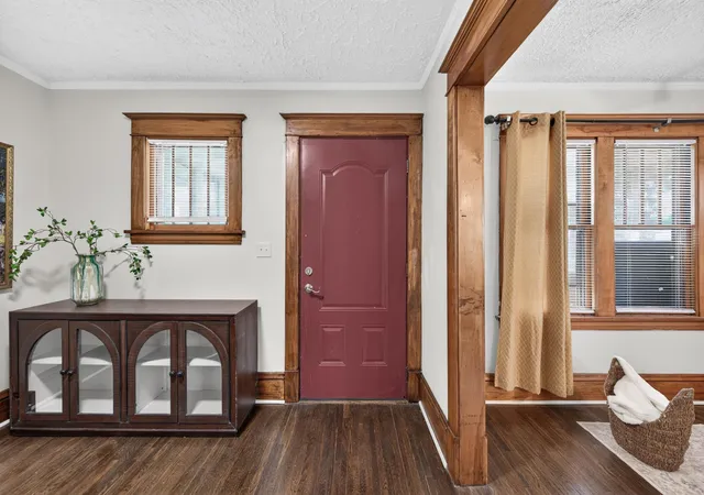 Photo 1 of Single family home for sale at 979 Saint Anthony Ave, Saint Paul, MN 55104 | MLS# 7155717 | Listing updated on 2026-10-08