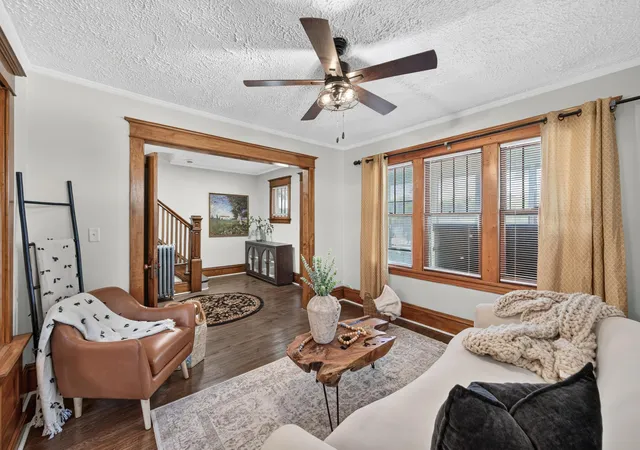 Photo 4 of Single family home for sale at 979 Saint Anthony Ave, Saint Paul, MN 55104 | MLS# 7155717 | Listing updated on 2026-10-08