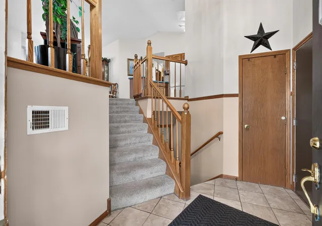 Photo 3 of Single family home for sale at 1608 Tierney Dr, Hastings, MN 55033 | MLS# 7155734 | Listing updated on 2026-10-08