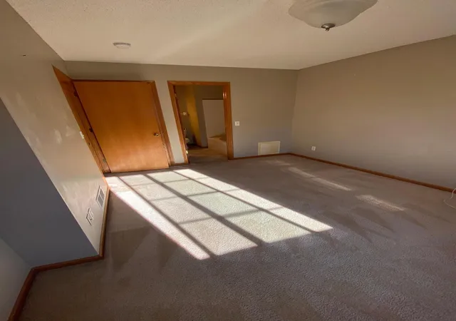Photo 4 of Single family home for sale at 609 Dogwood St NE, Lonsdale, MN 55046 | MLS# 7155738 | Listing updated on 2026-10-07