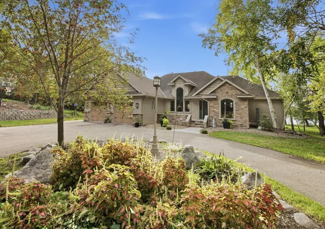 Photo 3 of Single family home for sale at 4201 104th Avenue NE, Spicer, MN 56288 | MLS# 7155743 | Listing updated on 2026-10-07