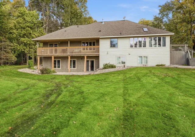 Photo 4 of Single family home for sale at 4201 104th Avenue NE, Spicer, MN 56288 | MLS# 7155743 | Listing updated on 2026-10-07