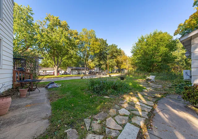 Photo 4 of Single family home for sale at 1229 1st Avenue NE, Faribault, MN 55021 | MLS# 7155753 | Listing updated on 2026-10-08