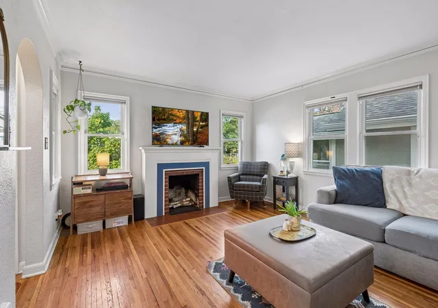Photo 3 of Single family home for sale at 4333 12th Avenue S, Minneapolis, MN 55407 | MLS# 7155756 | Listing updated on 2026-10-10