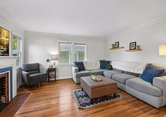 Photo 4 of Single family home for sale at 4333 12th Avenue S, Minneapolis, MN 55407 | MLS# 7155756 | Listing updated on 2026-10-10